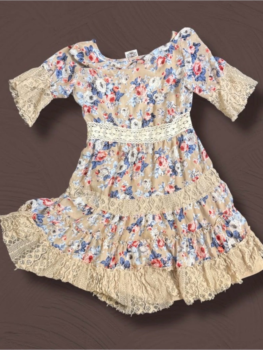 Rod’s Boho Country Dress - Picture 2 of 5